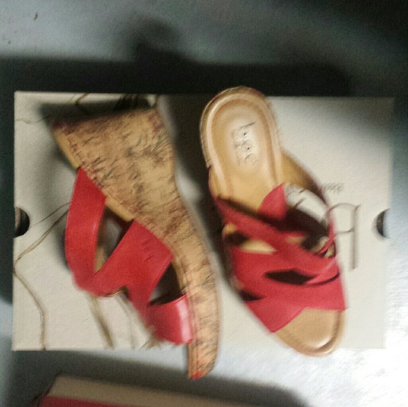 Leather wedge sandals - Picture 4 of 4